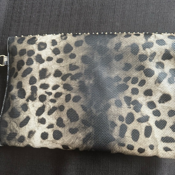 Purse - Picture 2 of 10
